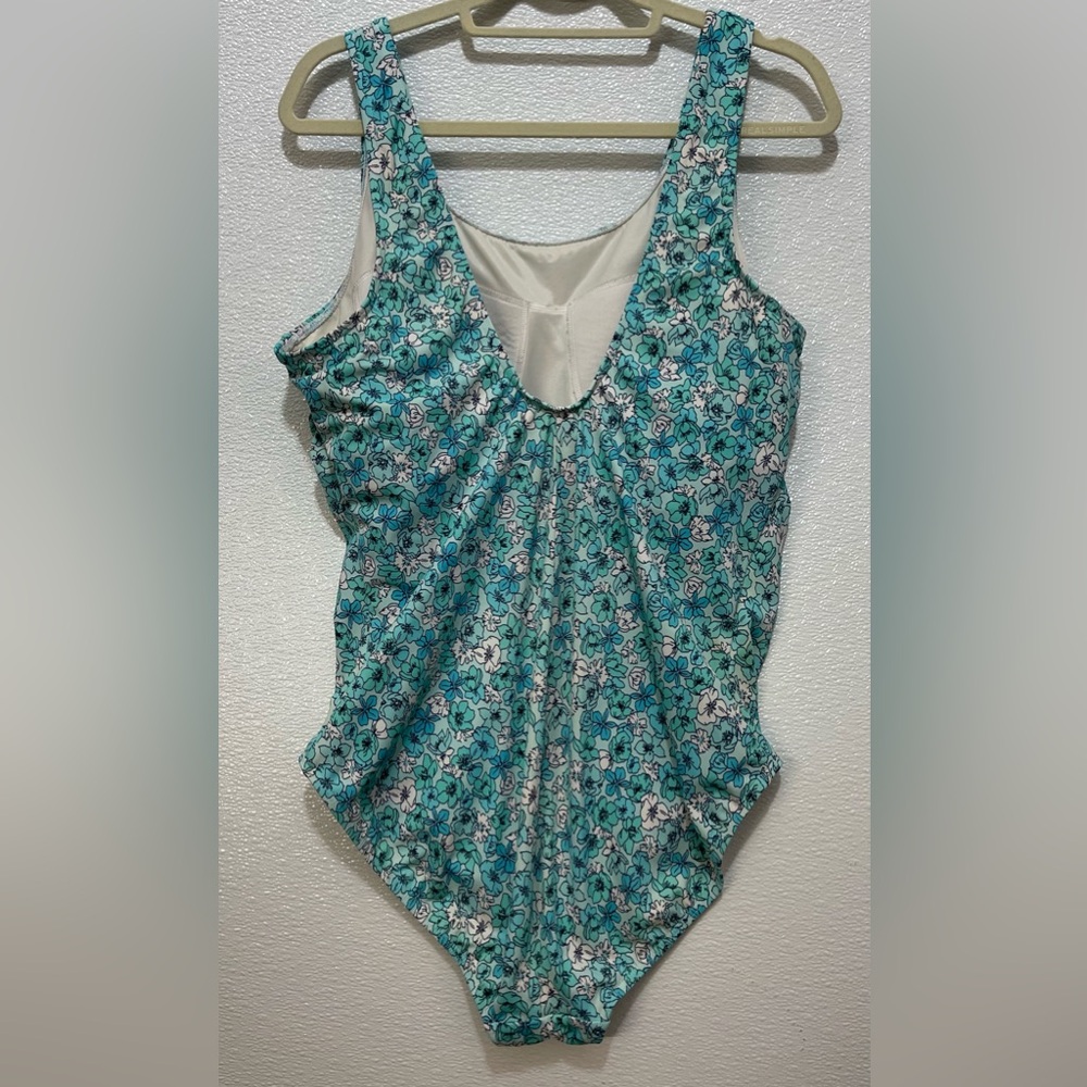 Lands' End Floral Scoop Neck Bodysuit in Teal and White (Small flaw) - Picture 3 of 5